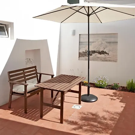 Casa Aguarelas 4* إيريسييرا