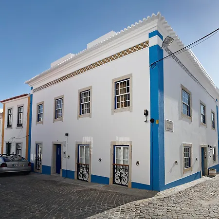 Casa Aguarelas بيت ضيافة