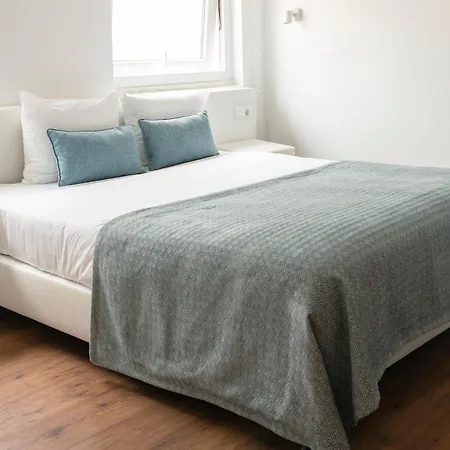 Casa Aguarelas بيت ضيافة 4*