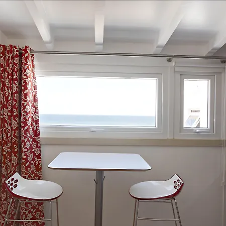 Casa Aguarelas إيريسييرا