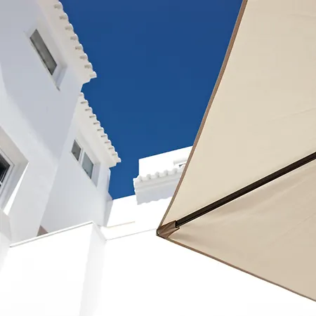 Casa Aguarelas בית הארחה 4*