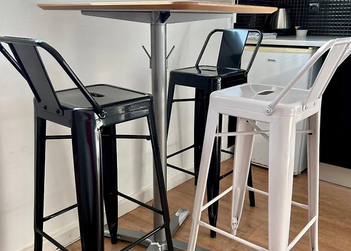 Casa Aguarelas בית הארחה