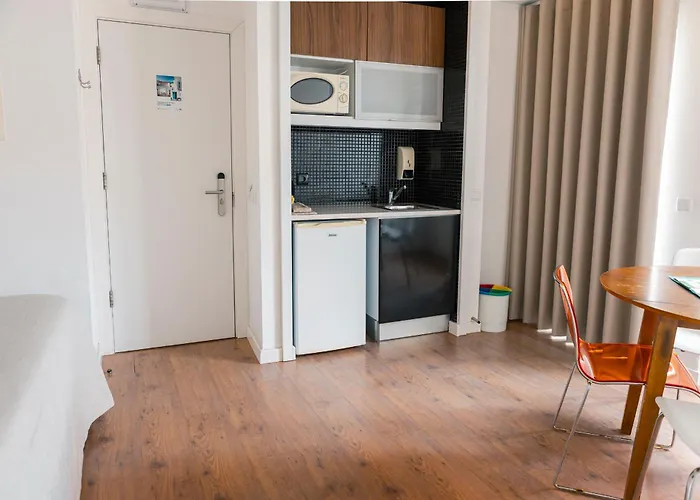 Casa Aguarelas 4* אריסרייה