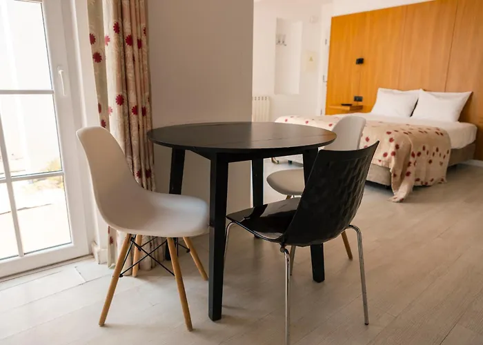 Casa Aguarelas בית הארחה 4*